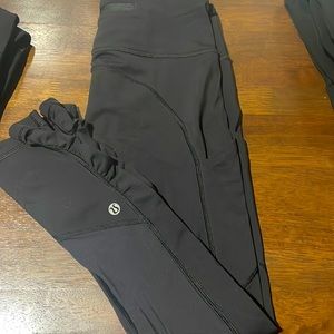 Lululemon black leggings